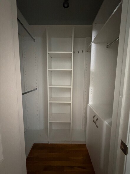 Building Photo - 1091 Harrison Ave