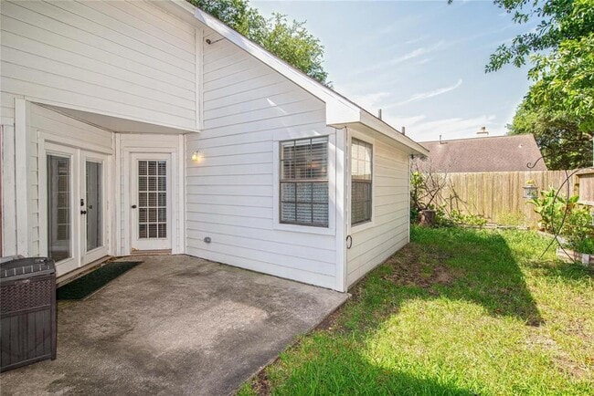 Building Photo - 10131 Wayward Wind Ln