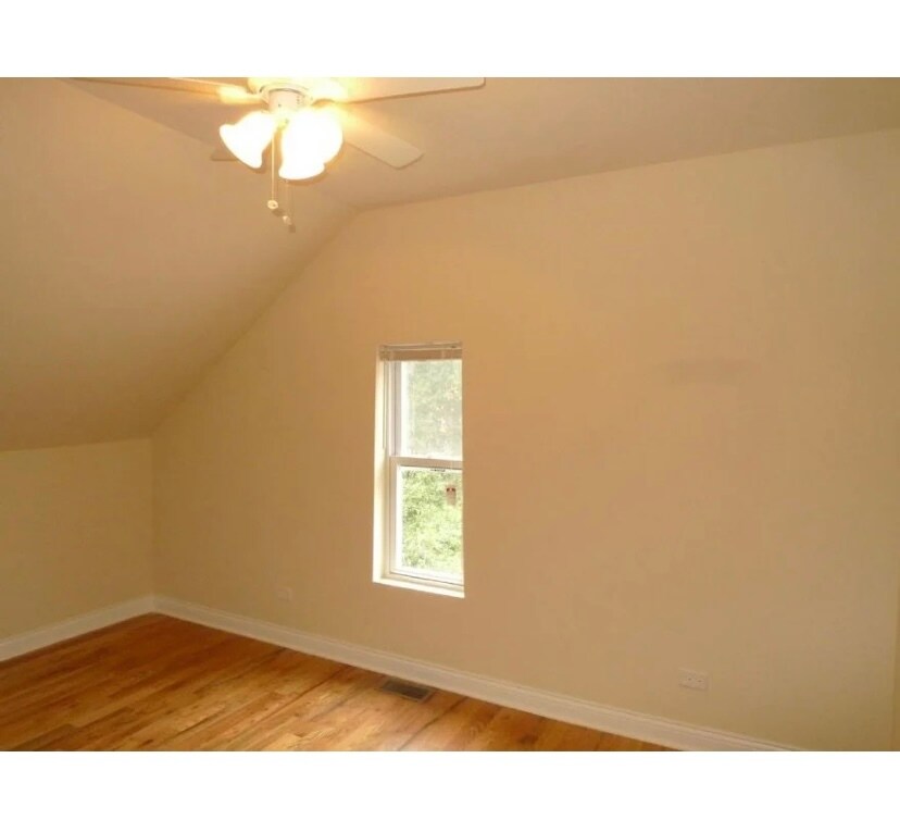 Building Photo - 1610 N Bosworth Ave