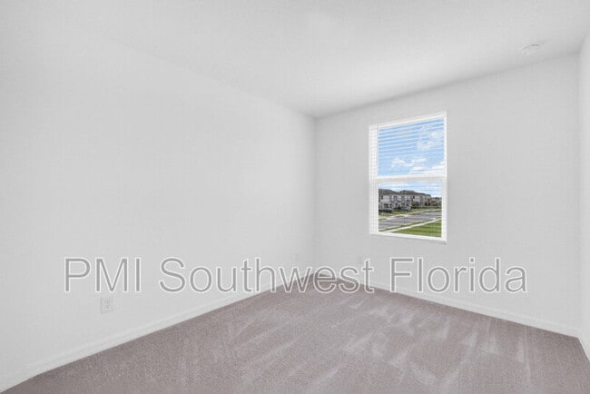 Building Photo - 3023 Novara Ln