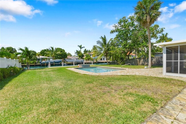 Building Photo - 7 Sunset Ln