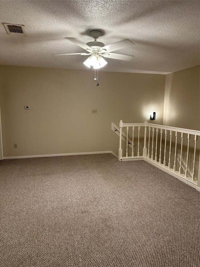 Building Photo - 2121 Hepburn St