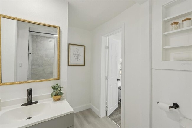 Building Photo - 2111 E Ellicott St