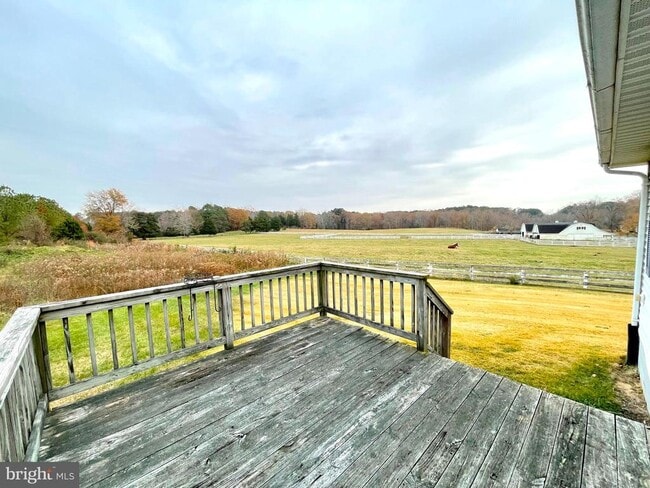 Building Photo - 44994 Serenity Farm Ln