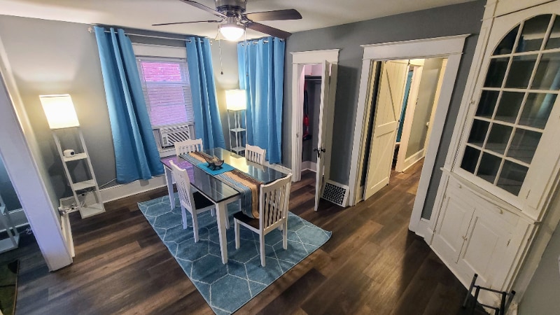 Building Photo - 191 Queen St