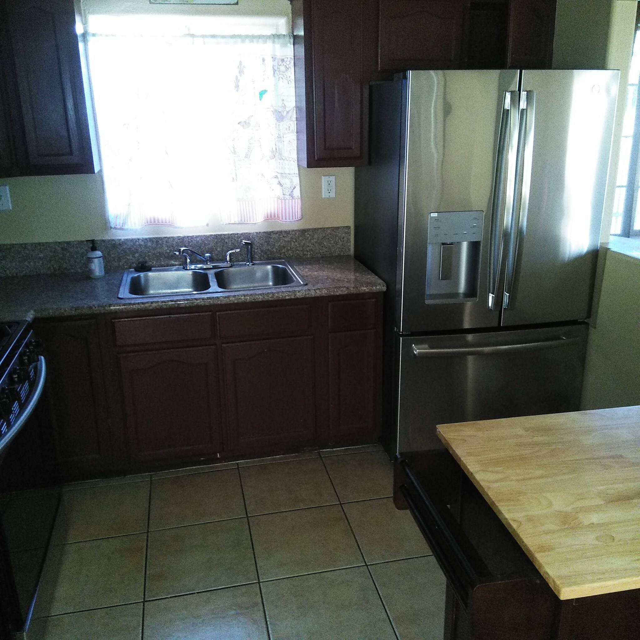 Building Photo - 8417 Avalon Blvd