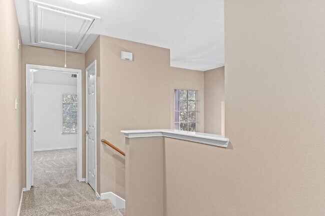 Building Photo - 51 Marble Rock Pl