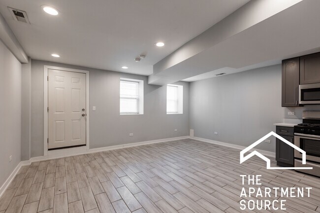 Building Photo - 3210 S May St