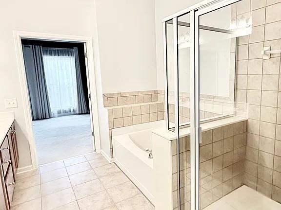 Building Photo - 2070 Callaway Ct