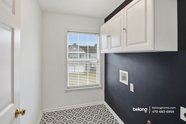 Building Photo - 726 Wamock Dr