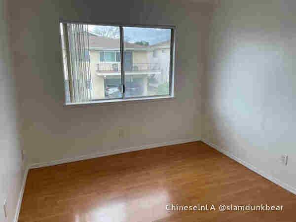 Building Photo - 18131 Via Amorosa