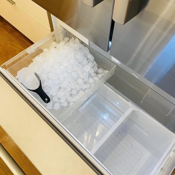 Building Photo - 49 Rogers St