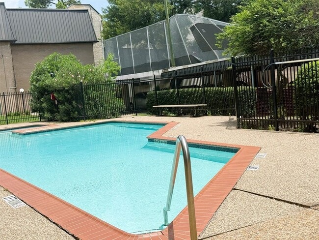 Building Photo - 8415 Hearth Dr