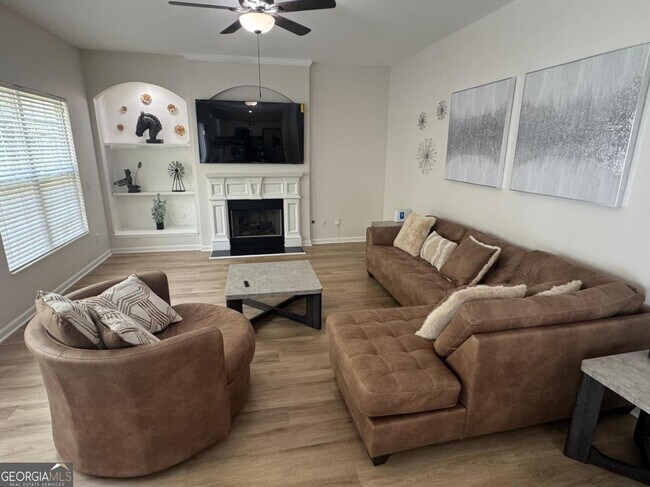 Building Photo - 3926 Yosemite Park Ln