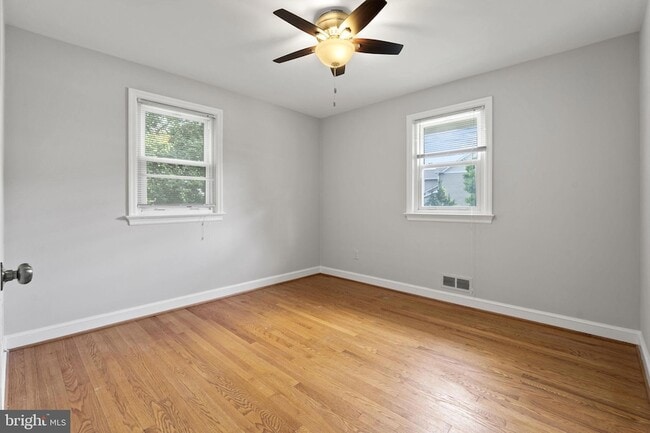 Building Photo - 4108 Orchard Dr