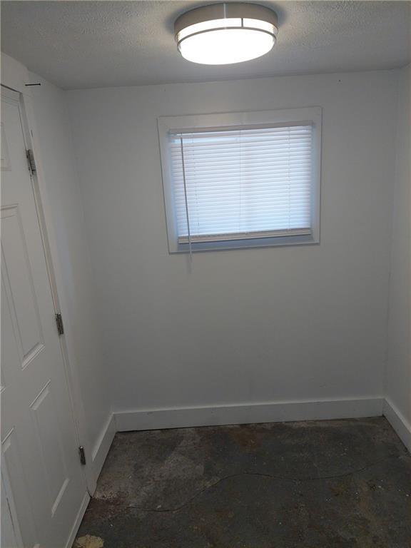 Building Photo - 23 E 36th St