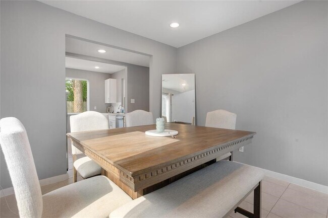 Building Photo - 4625 Mallow St