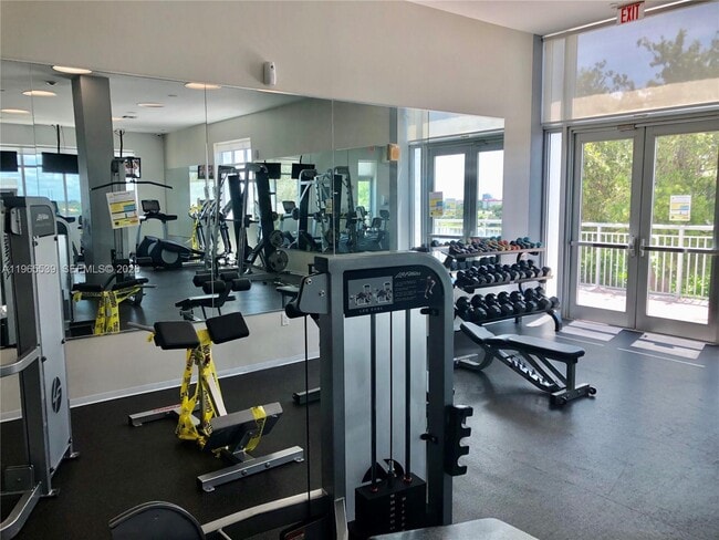 Building Photo - 300 S Australian Ave