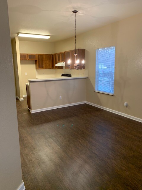 Building Photo - 3003 Whisper Oaks Ln
