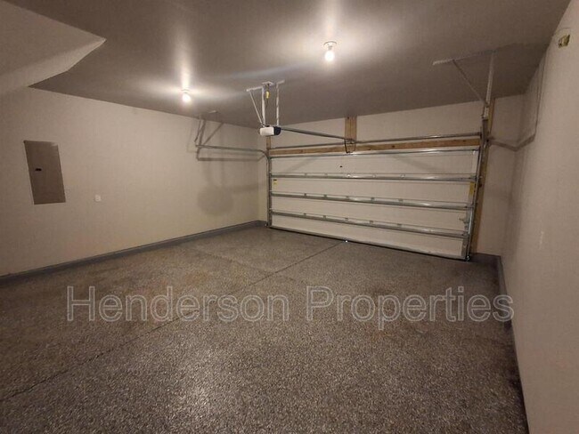Building Photo - 201 Old Harbor Dr