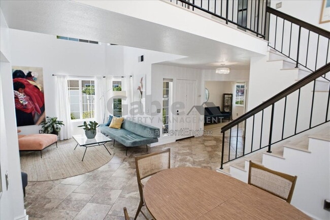 Building Photo - 26848 Hummingbird Cir