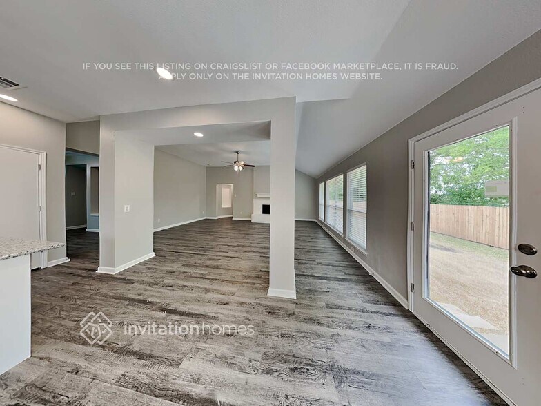 Building Photo - 205 Falling Leaves Trail