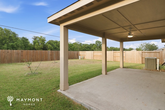 Building Photo - 2107 Golden Topaz Dr