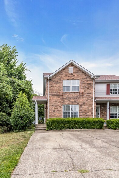 Primary Photo - 611 Doane Dr
