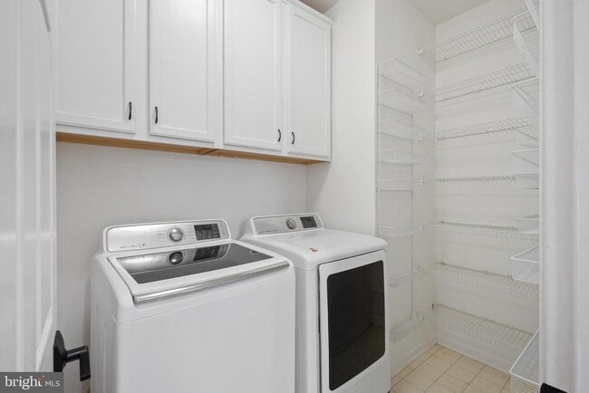 Building Photo - 47118 Garrett Pl