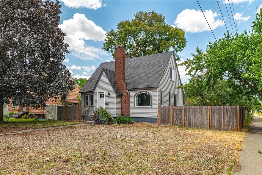 Building Photo - 2431 N Atlantic St