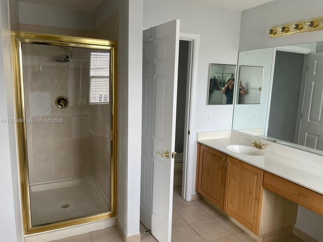 Building Photo - 2145 SW 150th Ave