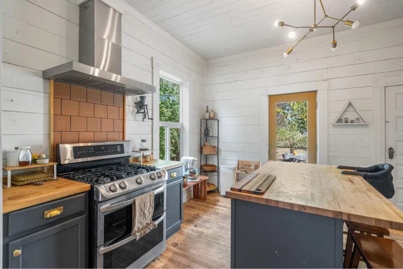 Building Photo - 540 S Lincoln St