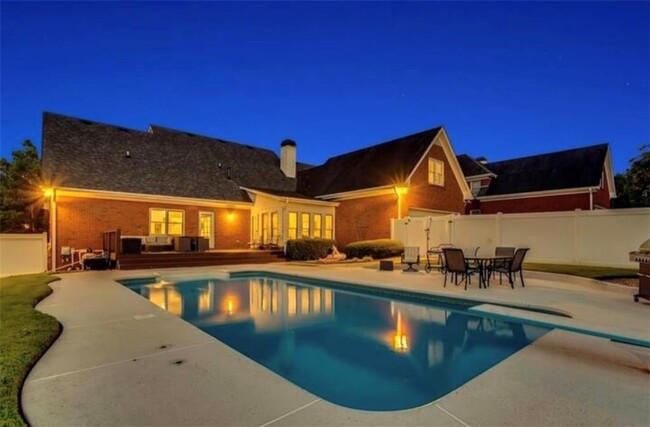 Primary Photo - 1408 Aramore Dr SE