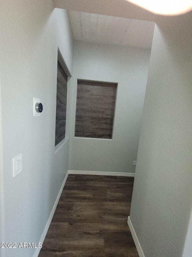 Building Photo - 19350 W Oregon Ave