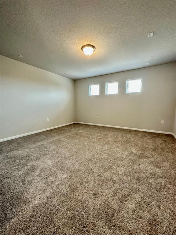 Building Photo - 124 MacArthur Dr