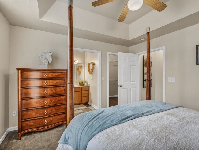 Building Photo - Castle Schools*********Large 2 Bedroom 2 Bath**********Newburgh Indiana Living