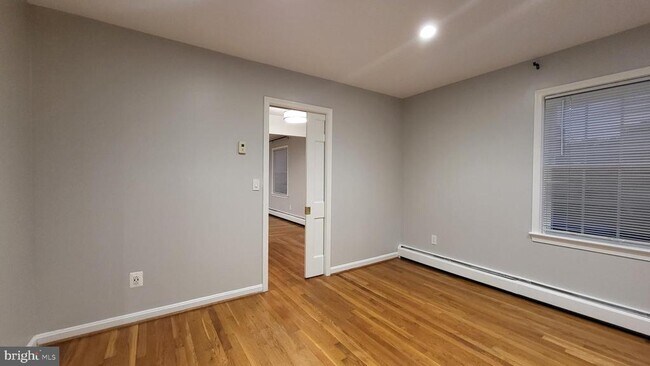 Building Photo - 8012 Falstaff Rd