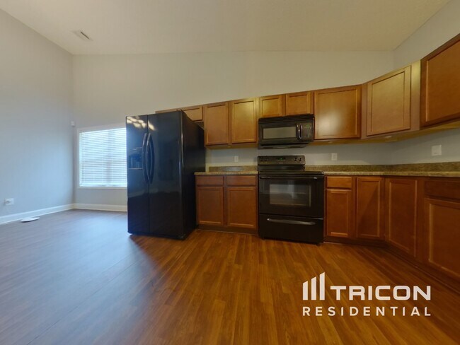 Building Photo - 511 Cole Creek Dr