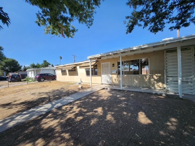 Primary Photo - 6729 Merito Ave