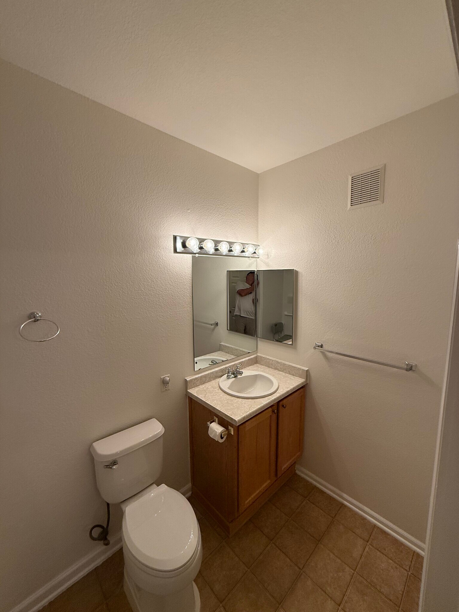 Building Photo - 2896 W Riverwalk Cir