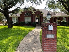 Building Photo - Application Received! No Pets! Beautiful 4...