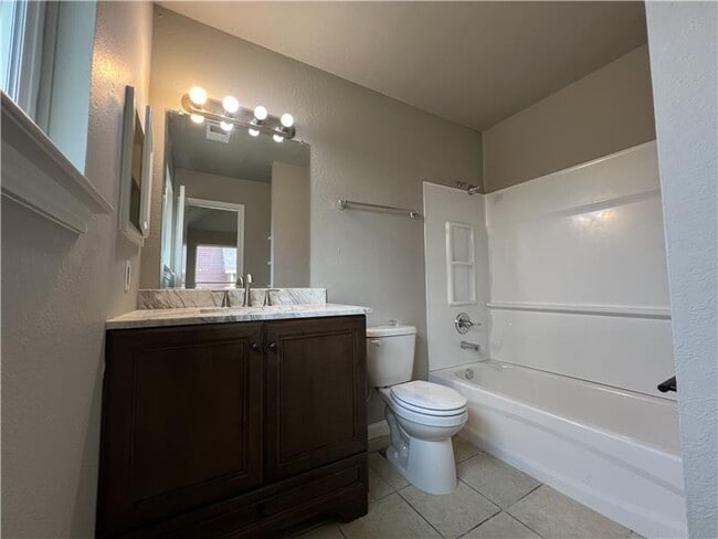 Building Photo - 2111 Caprice Dr