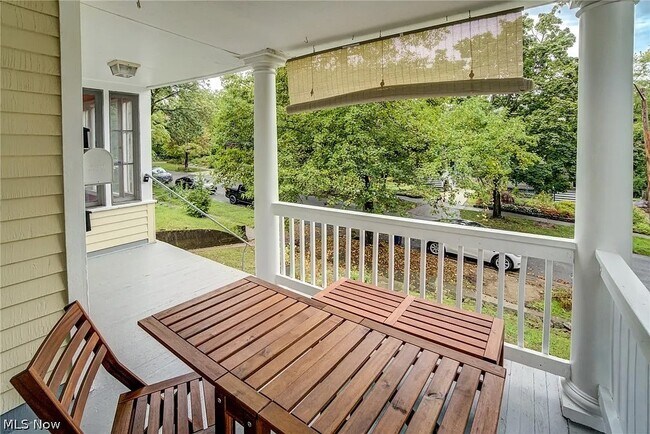 Building Photo - 2245 Bellfield Ave