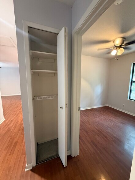 Linen Closet - 3202 Locke Ln