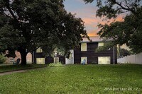 Building Photo - 2050 Pike Lake Dr