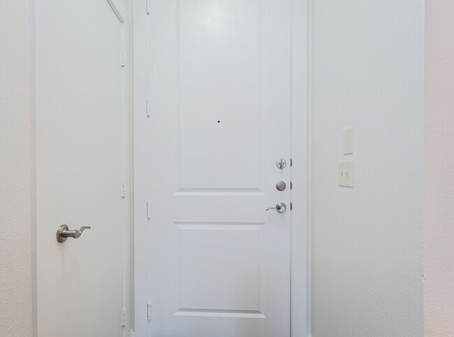 Building Photo - 1900 Barton Springs Rd