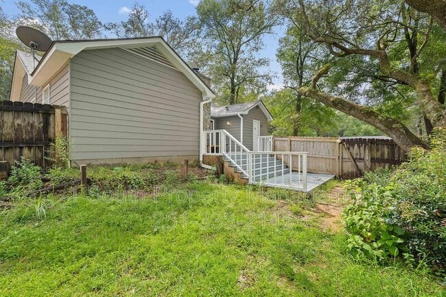 Building Photo - 1708 Woodley Rd
