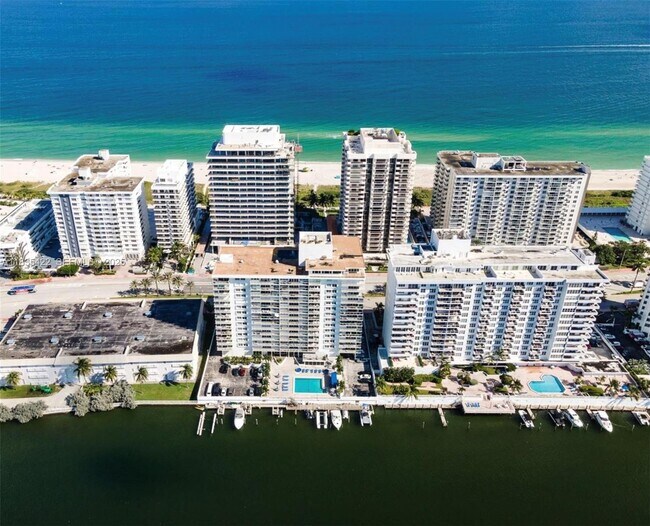 Building Photo - 5750 Collins Ave