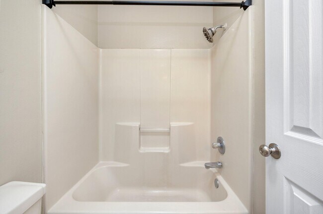 Building Photo - 2803 Wilson Ln