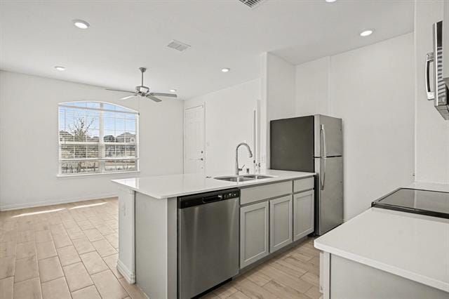 Building Photo - 512 Birch Ave